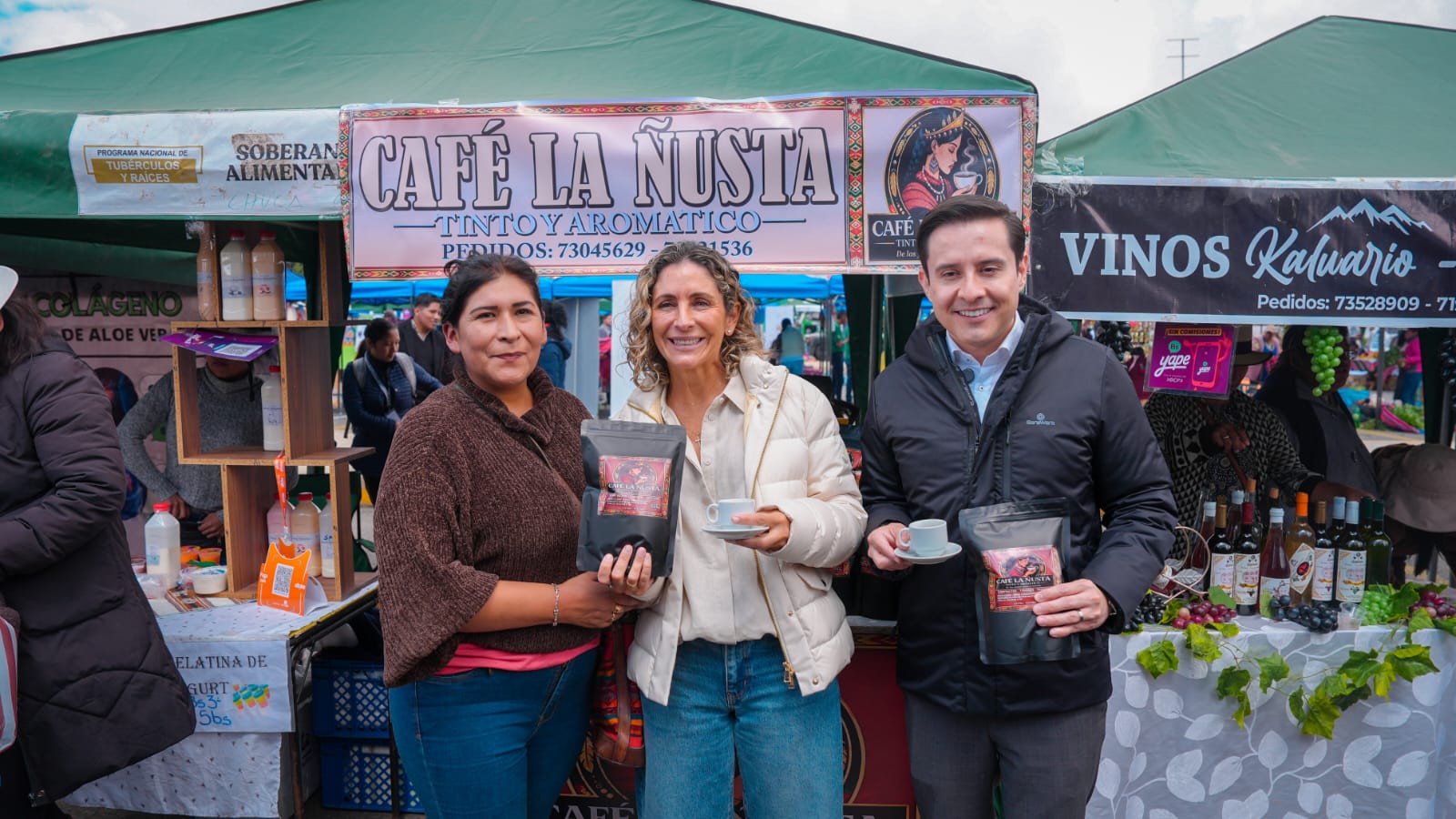 Más de 200 productores participan en la primera versión de la feria “Bolivia Produce” en El Alto