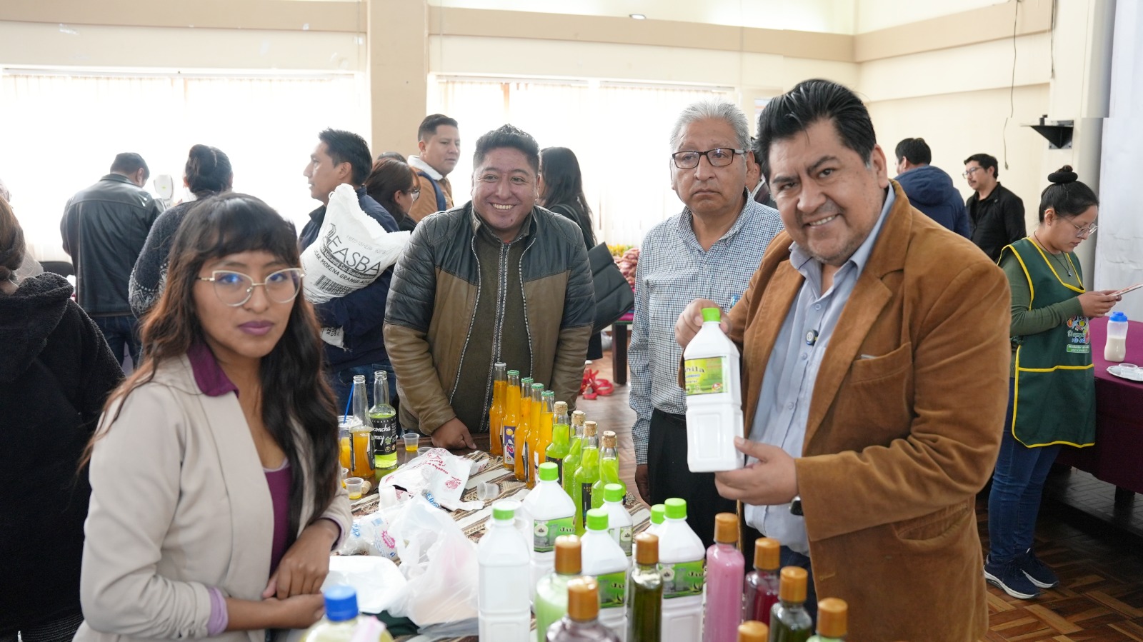 Del productor al consumidor: Gobierno inaugura la feria “La Caserita” para dinamizar la economía de pequeños productores