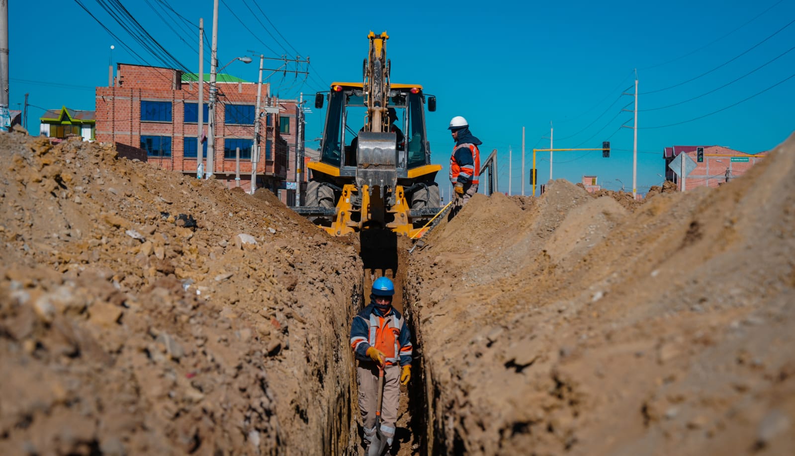 Gobierno nacional impulsa el acceso al agua potable con el mejoramiento de la red primaria en el Distrito 7 de Viacha