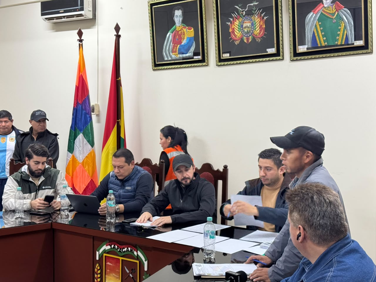 Gobierno y Gobernación firman acuerdo en Yapacaní: Santa Cruz vuelve a la normalidad con todas sus vías expeditas