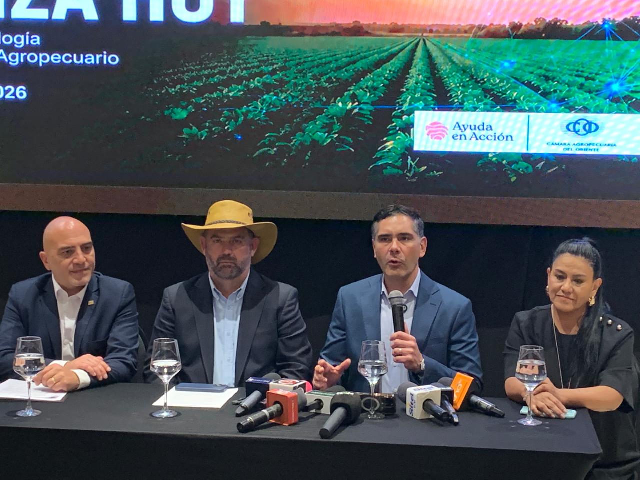 Bolivia hacia la vanguardia tecnológica: Presentan el foro internacional «AgroTECH 2026» para la transformación digital del agro