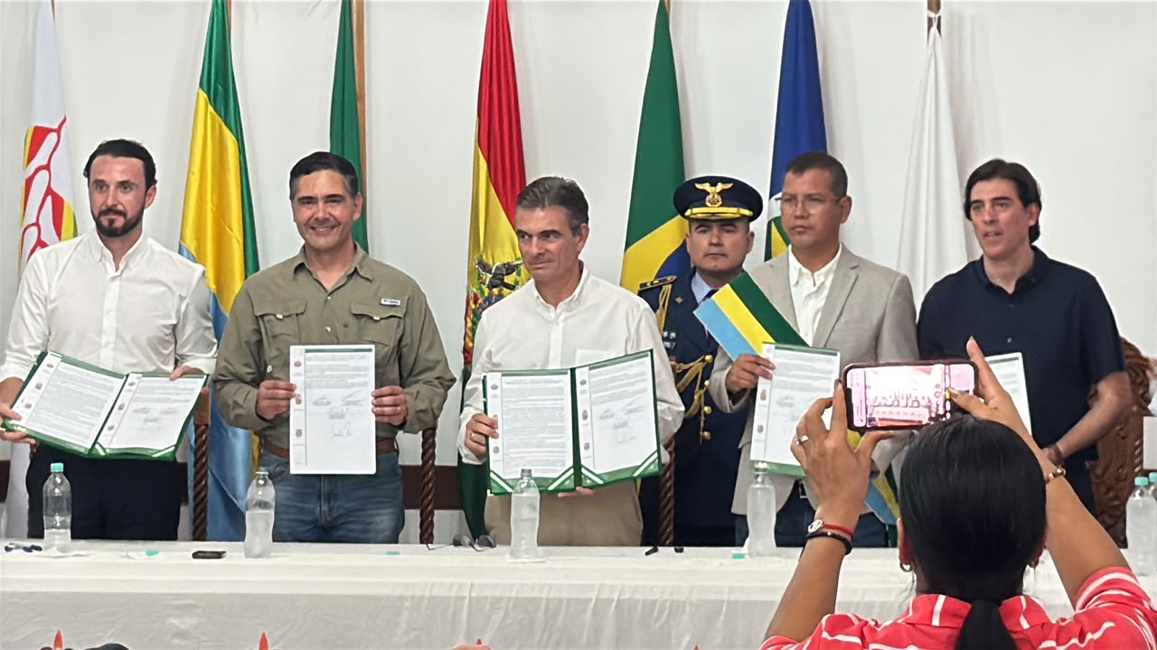 El presidente Rodrigo Paz impulsa histórica integración vial y aérea entre la Chiquitania y Brasil en el aniversario de San Ignacio de Velasco