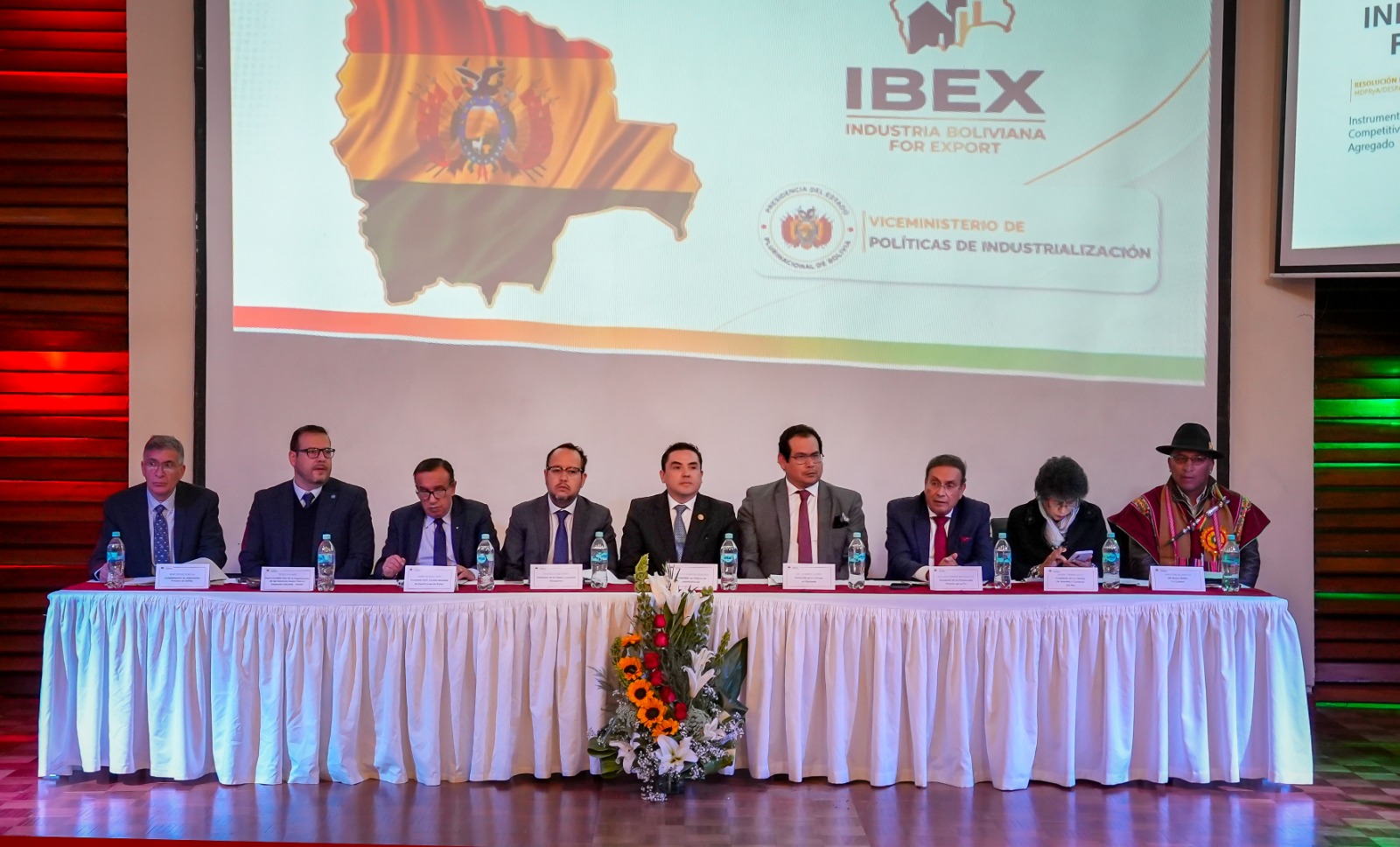El Gobierno lanza el programa “IBEX” y conforma el Consejo de Competitividad Industrial para impulsar las exportaciones en Bolivia