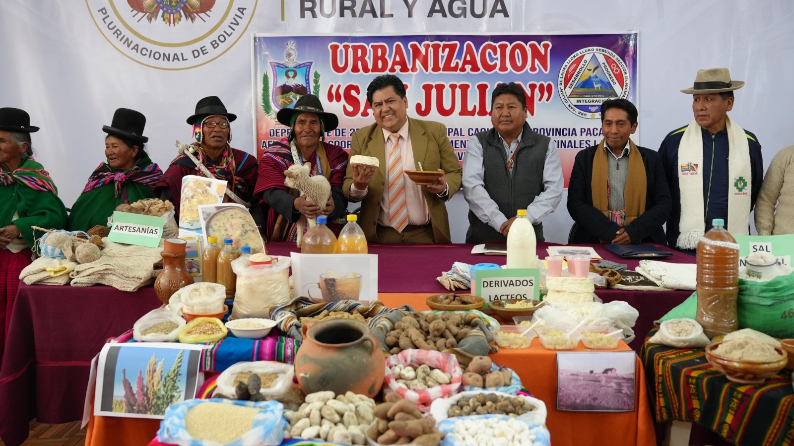 Gobierno lanza la I Feria Anual de Camélidos y Ganado Vacuno en Caquiaviri para impulsar el potencial productivo de la región
