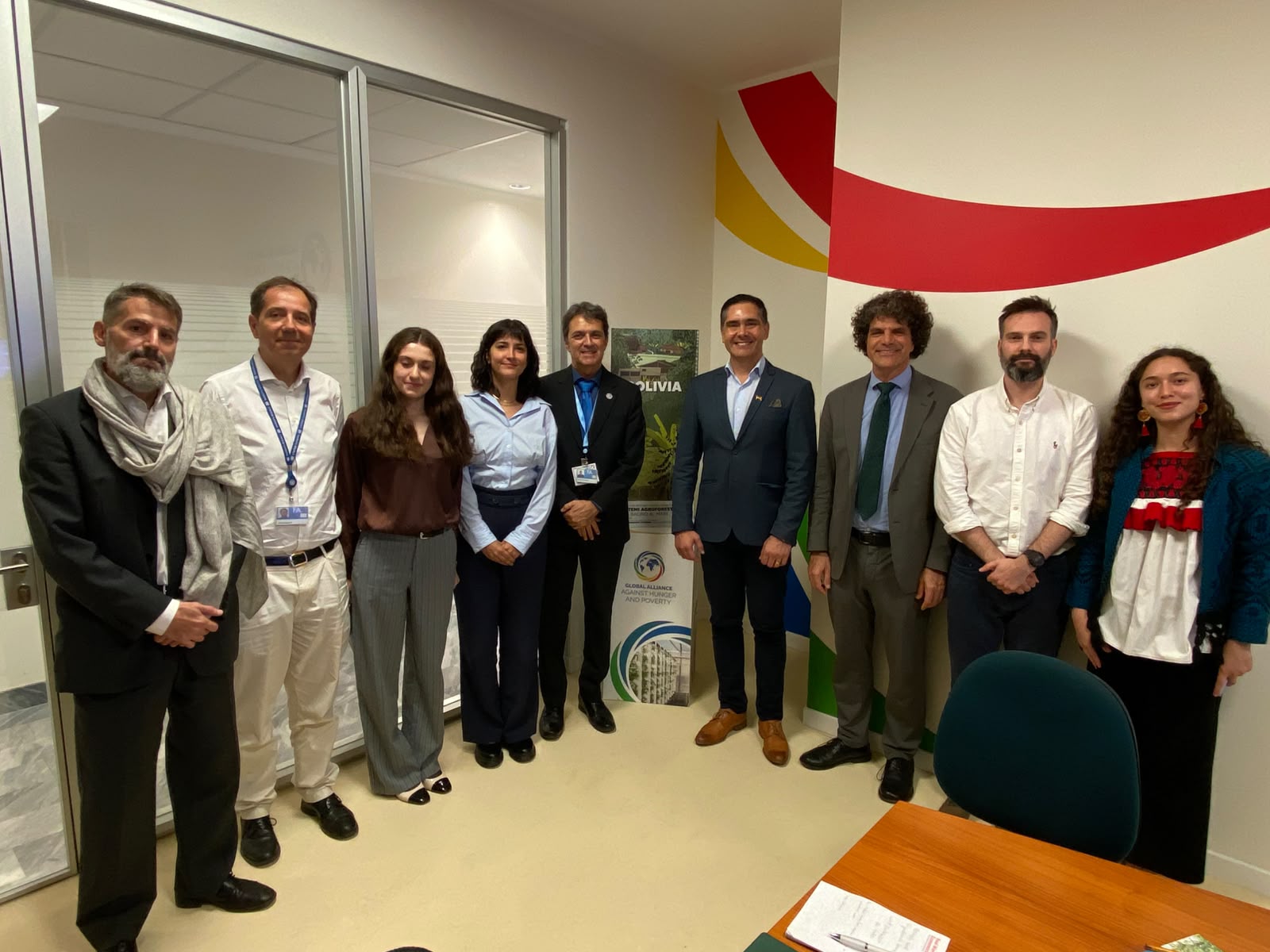 Bolivia y la FAO consolidan alianza para la gestión forestal sostenible y el desarrollo de las comunidades indígenas